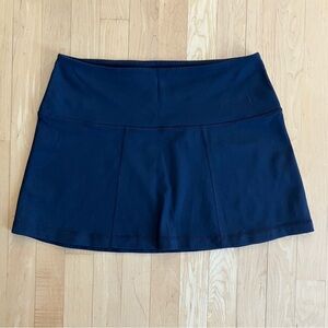 Lululemon black skirt size 10 What Goes Around Comes Around